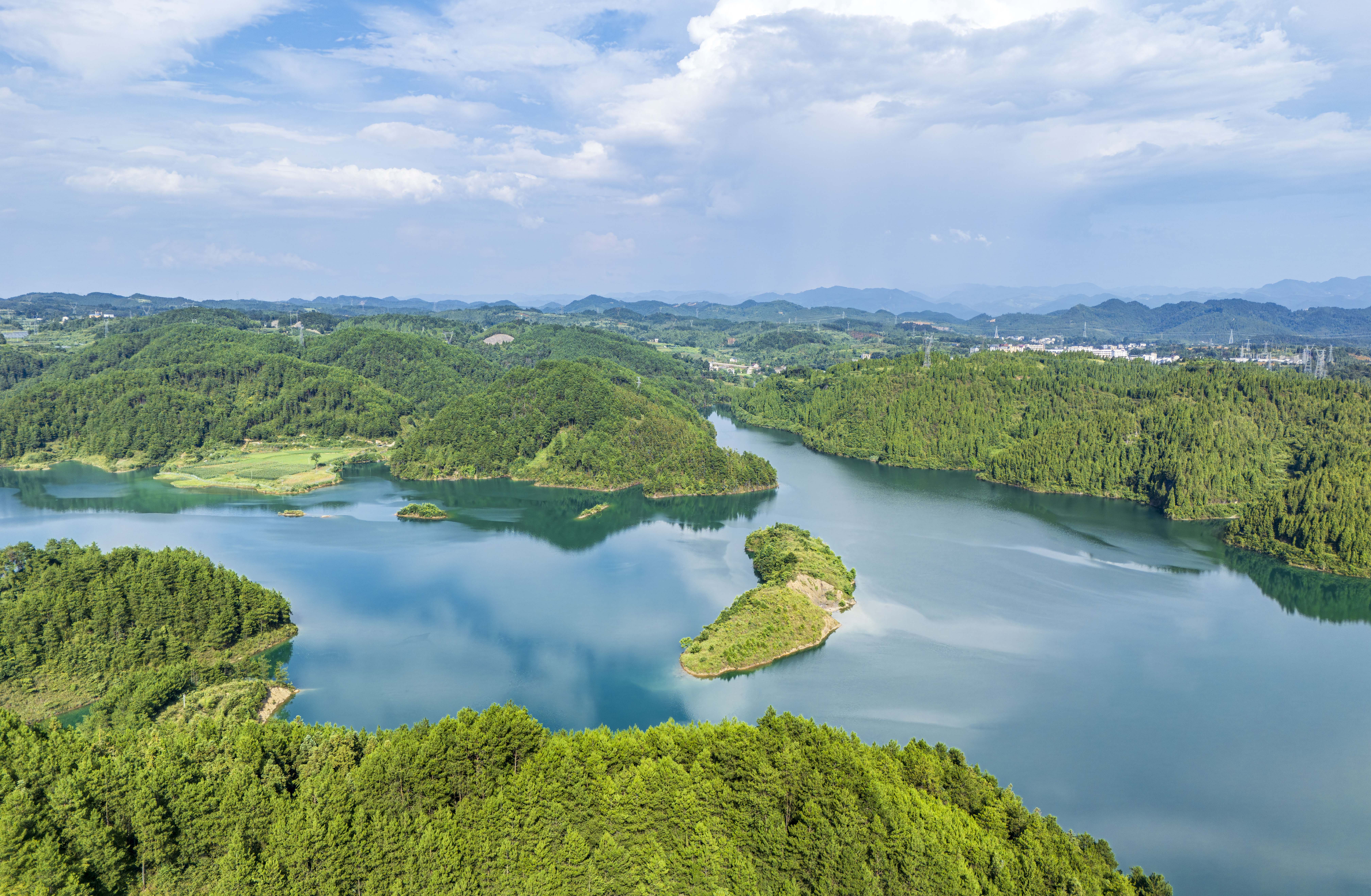 贵州黄果树·荔波·西江千户苗寨五日深度游